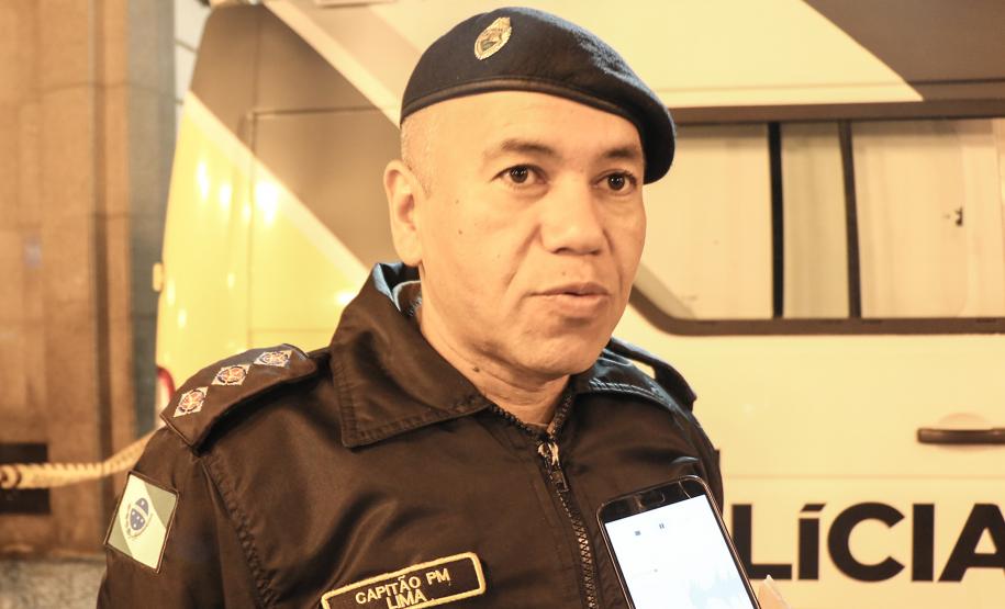 Polícia Militar garante a segurança de milhares de pessoas durante o desfile de Carnaval em Curitiba