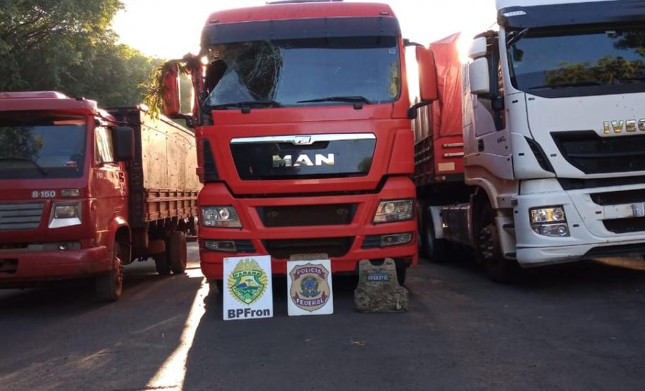 Em situações distintas, BPFron apreende 50 mil pacotes de cigarros e mais de 16 quilos de maconha no Oeste do estado