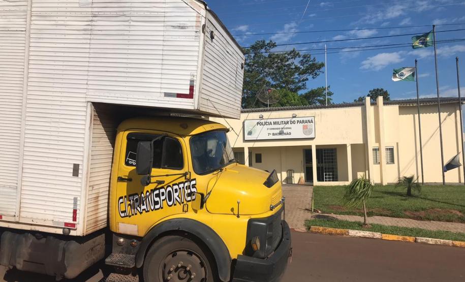 Um homem é encaminhado e diversos produtos contrabandeados são apreendidos em Cruzeiro do Oeste (PR)