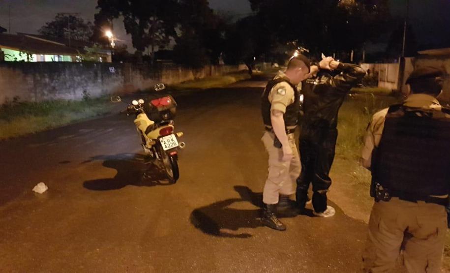 Operação Impacto I é desencadeada em São José dos Pinhais durante ações do projeto piloto Em Frente Brasil; duas armas de fogo são apreendidas