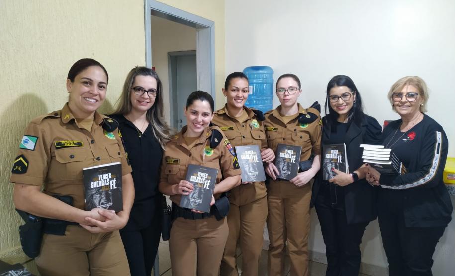 Em Pato Branco, PM faz homenagem em alusão ao Dia Internacional da Mulher