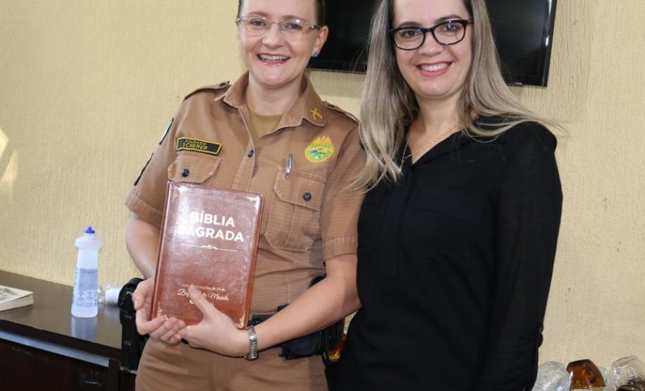 Em Pato Branco, PM faz homenagem em alusão ao Dia Internacional da Mulher