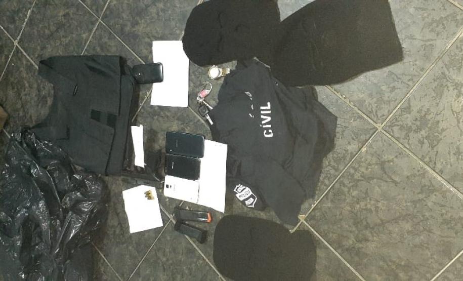 Trio suspeito de envolvimento com homicídio é preso pela PM em Colombo; uma arma de fogo foi apreendida