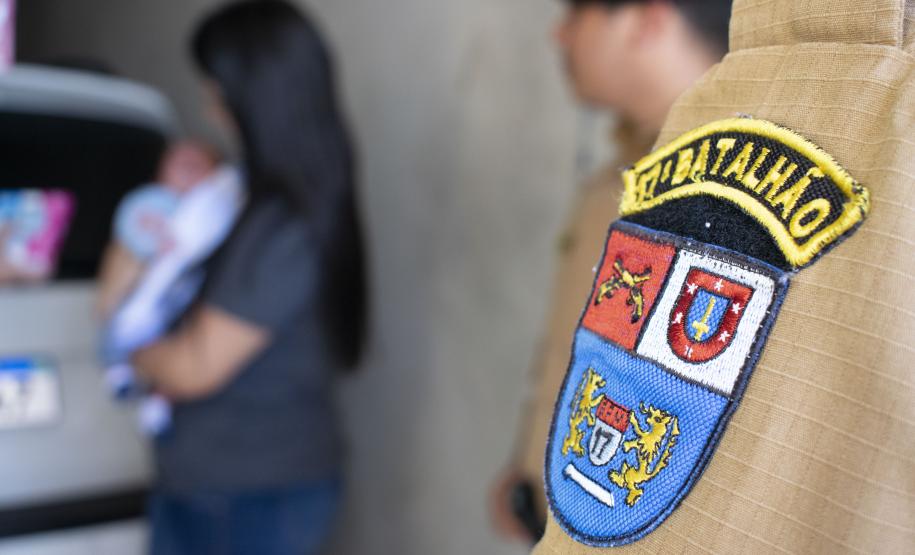 Policiais militares salvam bebê engasgado em São José dos Pinhais, na RMC