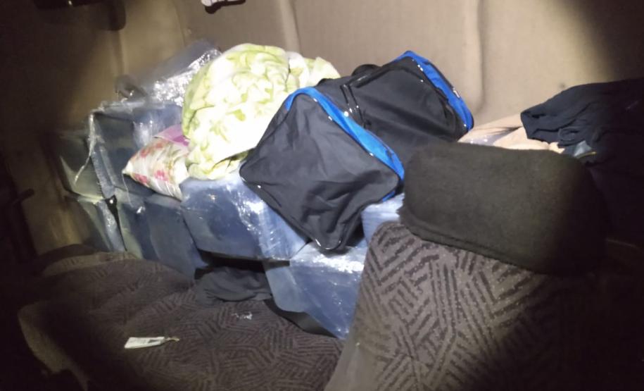 Em Paranaguá (PR), PM intercepta carreta com 354 quilos de cocaína que iria para o exterior