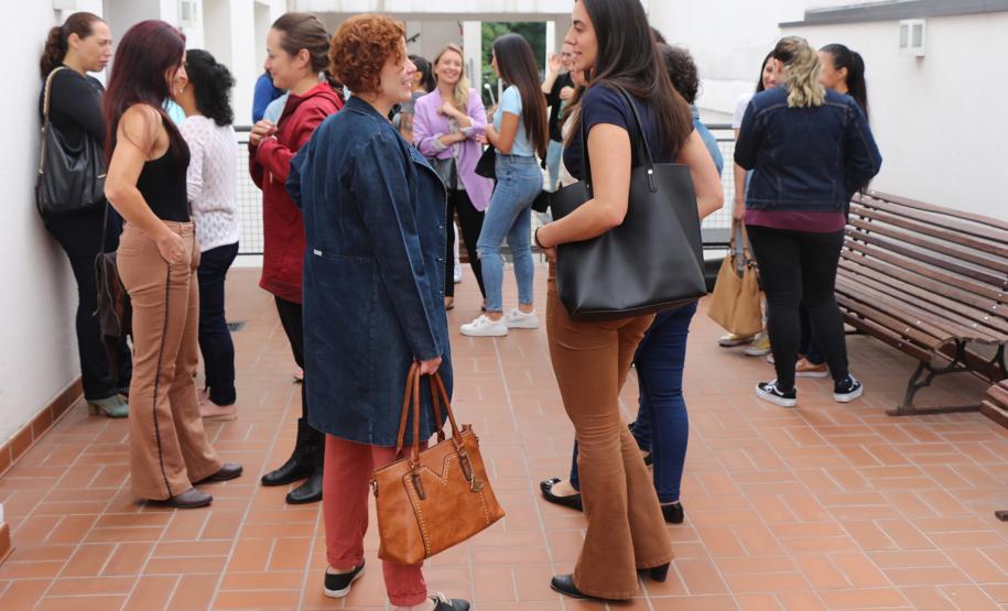 Encontro Cultural no Cine Passeio em Curitiba marca homenagem da PM ao Dia Internacional da Mulher