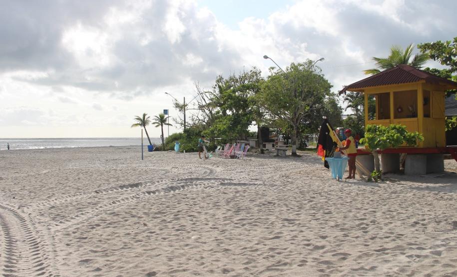 Mortes por afogamento caem 53,3% nas praias do Paraná durante a temporada de verão