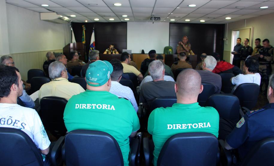 Torcidas, clubes e órgãos de segurança fazem reunião sobre o primeiro Atletiba de 2020