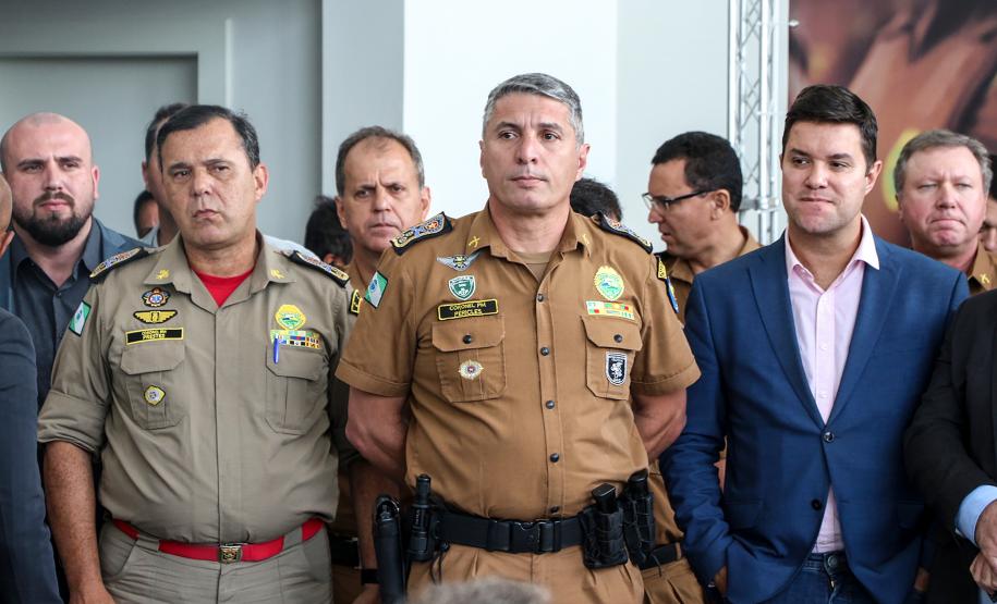 Governo inicia concurso para contratar 2.400 militares