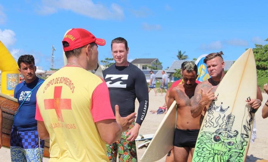 Mortes por afogamento caem 53,3% nas praias do Paraná durante a temporada de verão