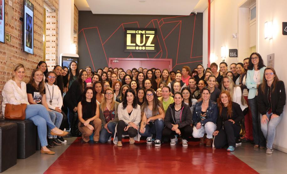 Encontro Cultural no Cine Passeio em Curitiba marca homenagem da PM ao Dia Internacional da Mulher