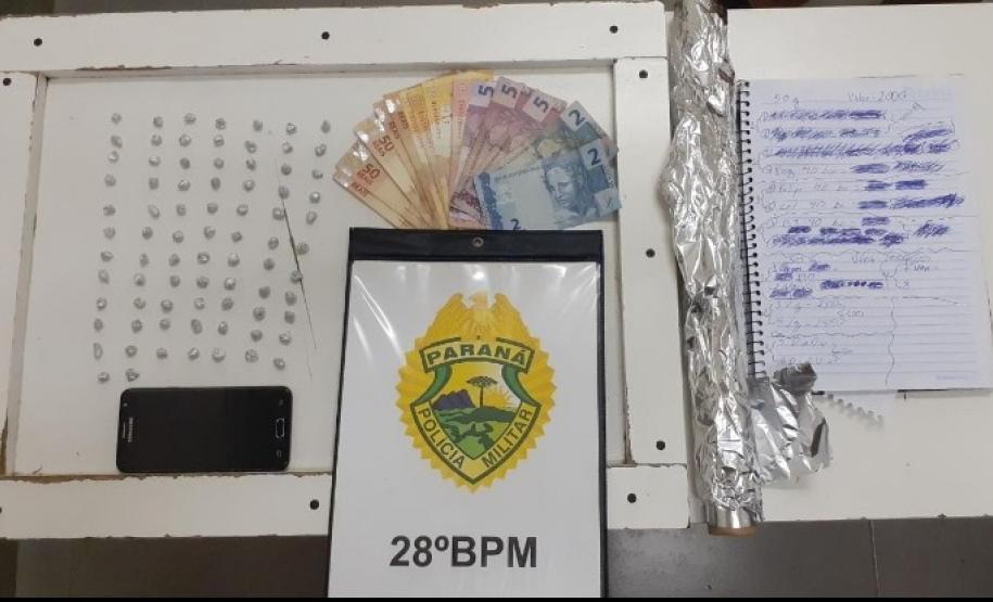 Na Lapa (PR), PM encaminha dois adolescentes e apreende revólver e 79 pedras de crack