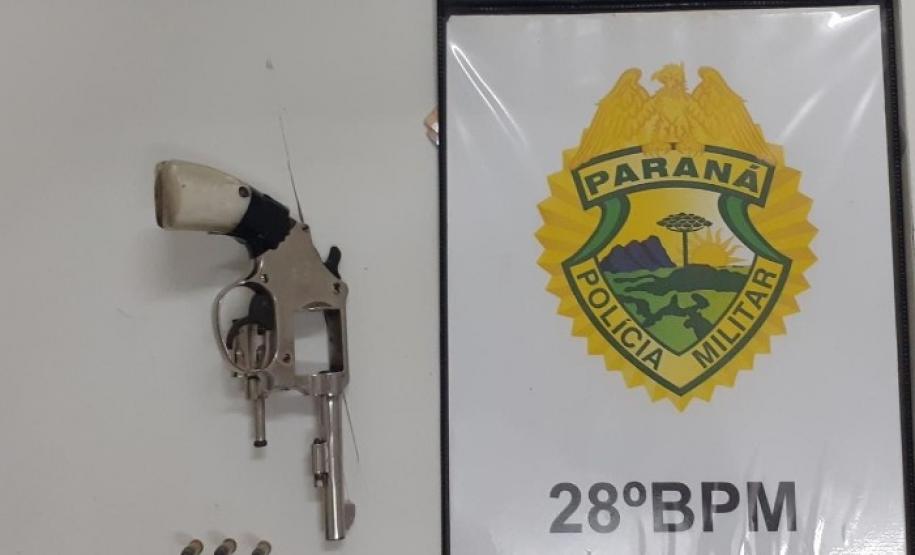 Na Lapa (PR), PM encaminha dois adolescentes e apreende revólver e 79 pedras de crack