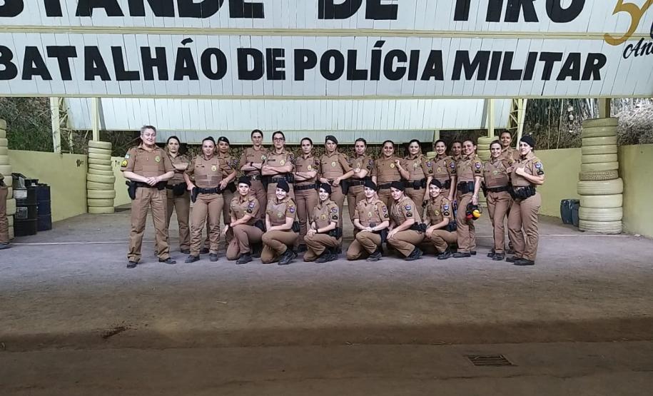 Batalhão da PM de Cascavel faz homenagem às policiais militares em alusão ao Dia Internacional da Mulher