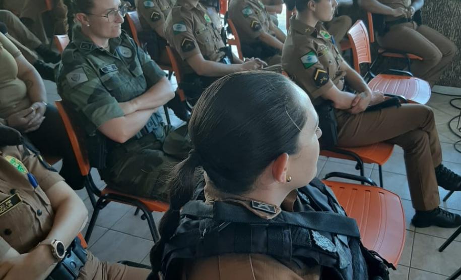 Batalhão da PM de Guarapuava (PR) promove encontro para comemorar o Dia Internacional da Mulher