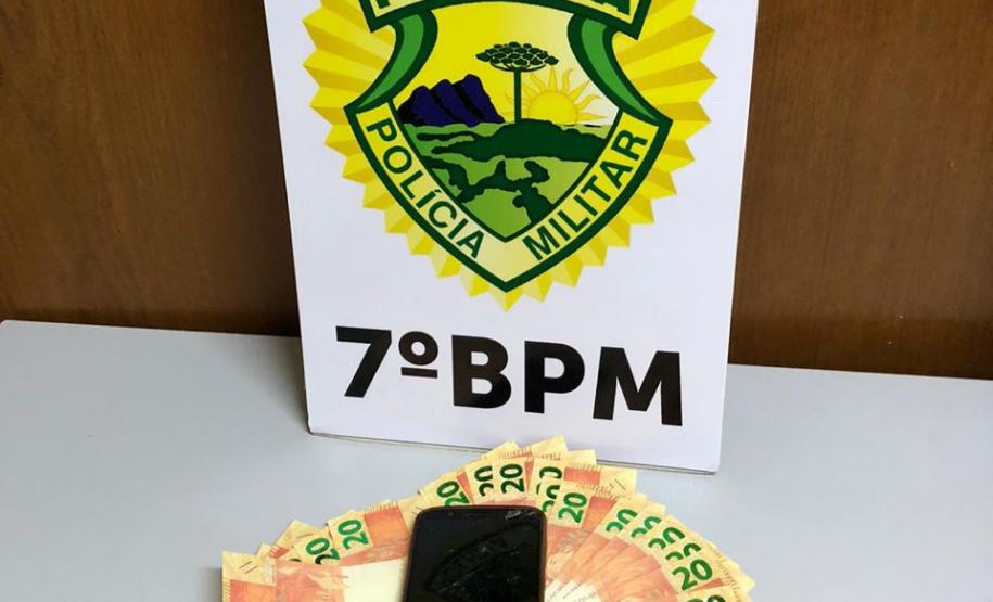 Em situações distintas, PM apreende notas falsas e arma de fogo no Noroeste do estado