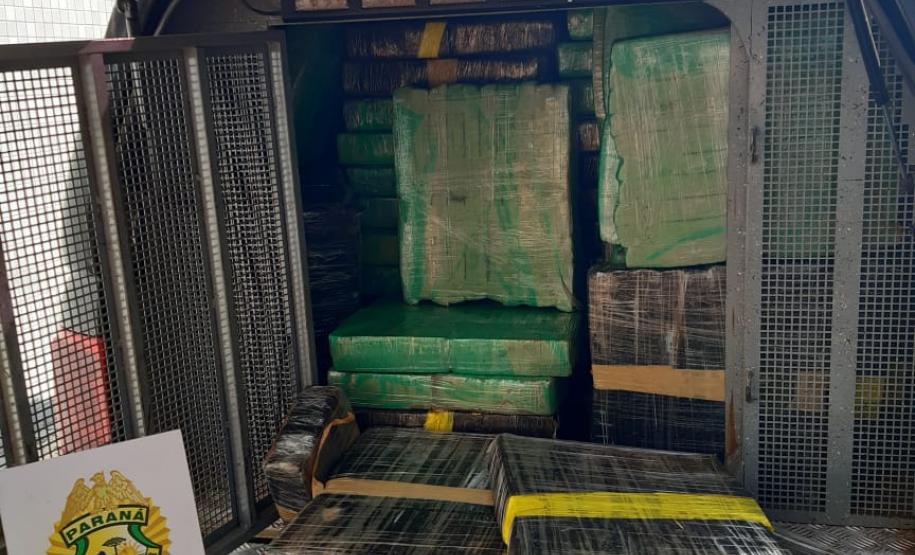 BPFron apreende 1,3 tonelada de maconha em Foz do Iguaçu durante a Operação Hórus