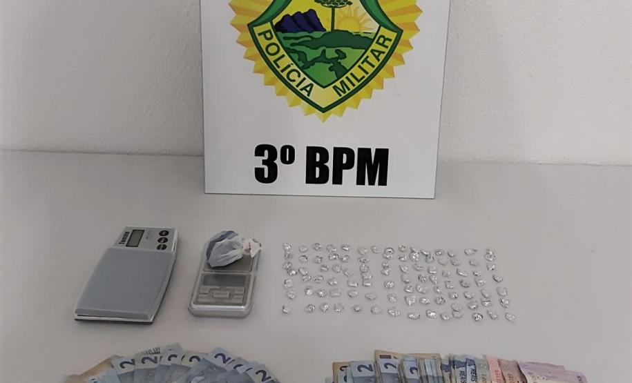 No Sudoeste do estado, PM encaminha 13 pessoas  e apreende drogas, armas e munições em situações distintas