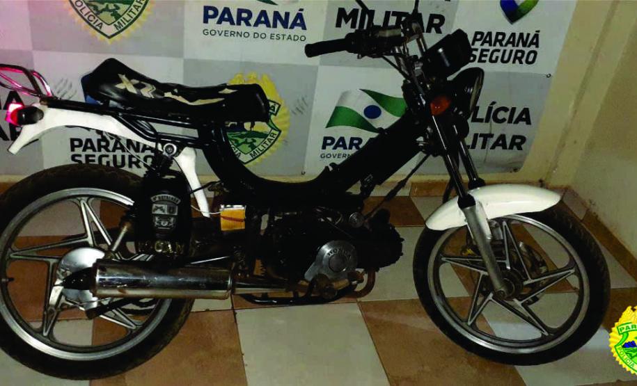 Em Paranavaí, PM apreende veículo e drogas no fim de semana