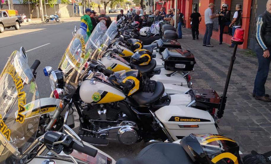 Batalhão Rodoviário da PM recebe doação de materiais de higiene para auxiliar no combate ao coronavírus