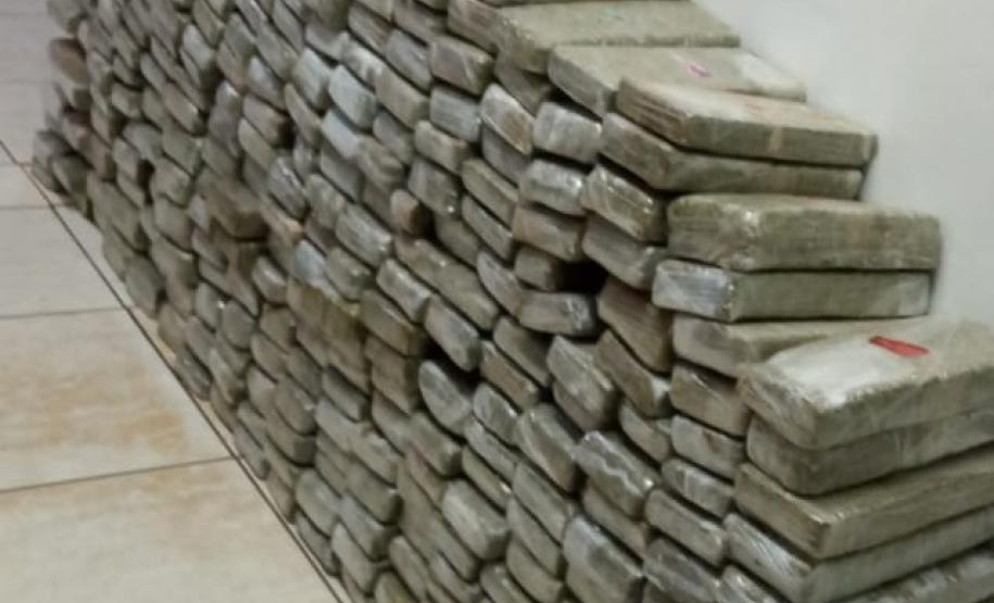 BPFron apreende mais de 200 quilos de maconha no Oeste do estado