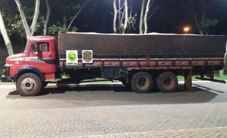 BPFron apreende carga de cigarros contrabandeados avaliada em mais de R$ 1,5 milhão durante Operação Hórus