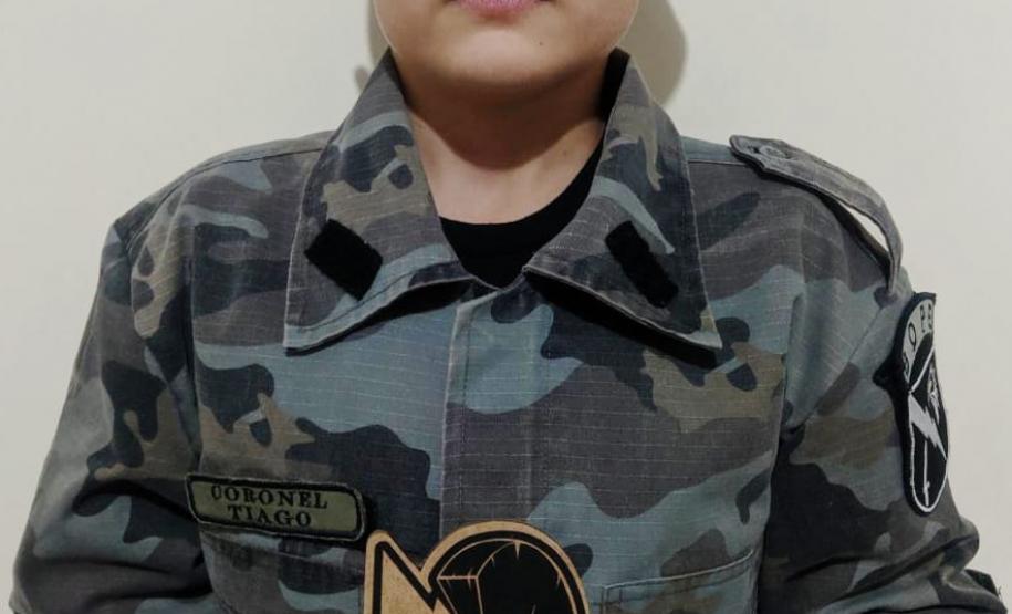 Adolescente recebe surpresa do Pelotão de Choque no aniversário de 13 anos em Guarapuava (PR)