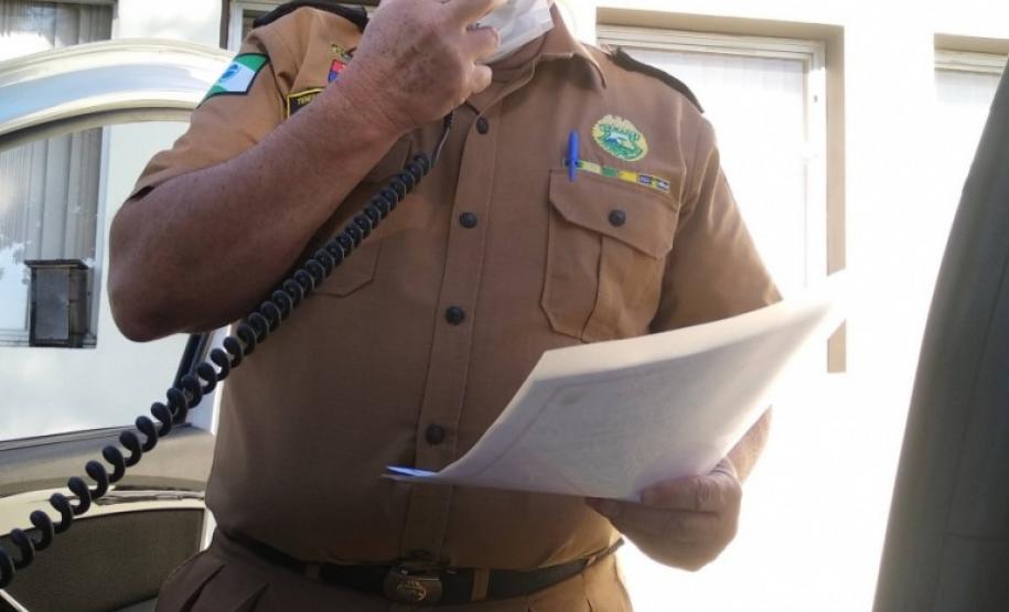 Sargento da PM recebe homenagem do 10º Batalhão após passar para a Reserva Remunerada em Apucarana (PR