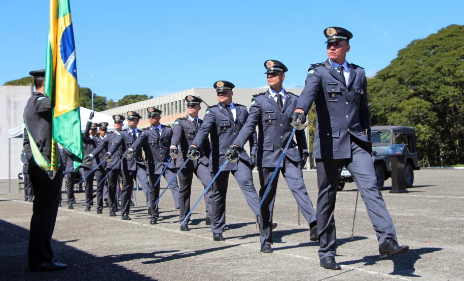 PM forma 15 novos aspirantes para assumirem funções em unidades do Interior do estado