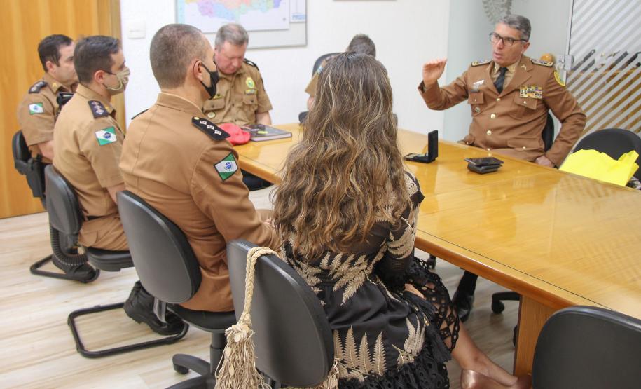 Oficial da PM recebe homenagem do Comando-Geral da PM antes de entrar para a reserva remunerada