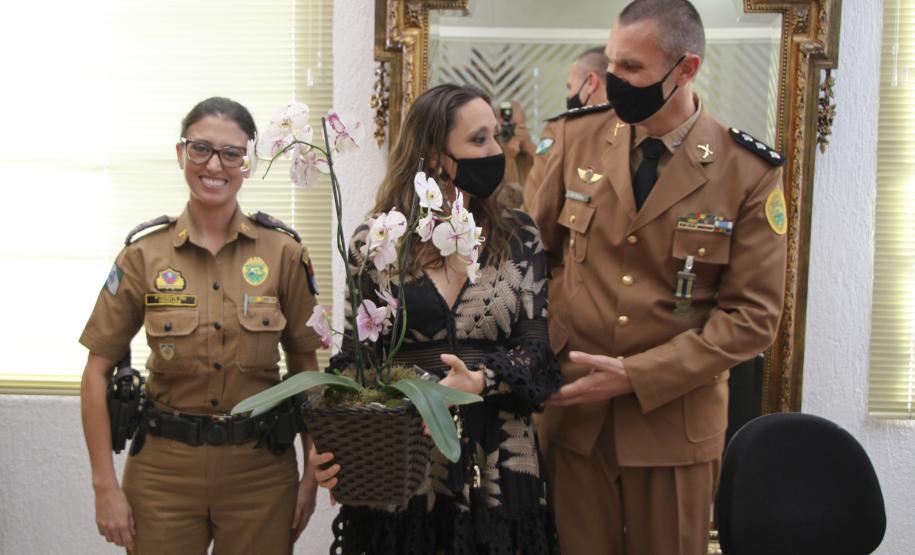 Oficial da PM recebe homenagem do Comando-Geral da PM antes de entrar para a reserva remunerada