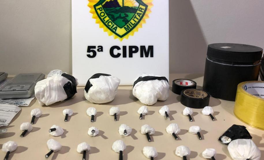 PM prende homem e apreende cocaína e R$ 3,3 mil em dinheiro em Cianorte (PR)