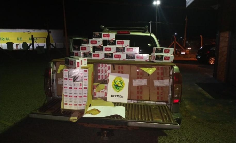 BPFron apreende caminhonete carregada com cigarros contrabandeados no Oeste do estado