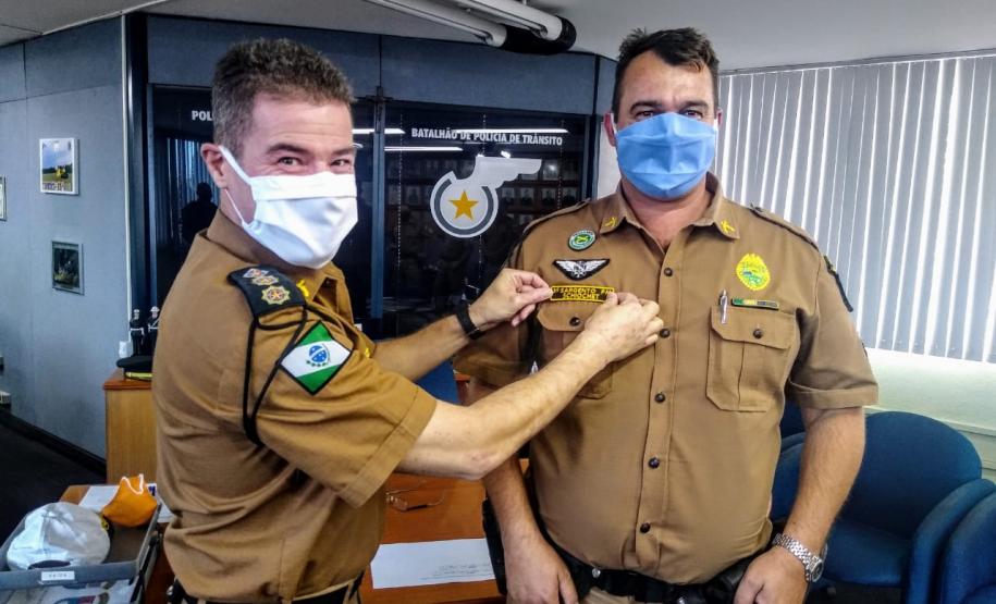 No BPTran, praças promovidos recebem as novas divisas do comandante da unidade