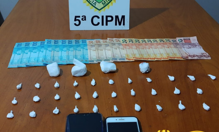 Em ações distintas da Operação Ostensividade II, PM de Cianorte (PR) encaminha três homens e apreende diversas drogas