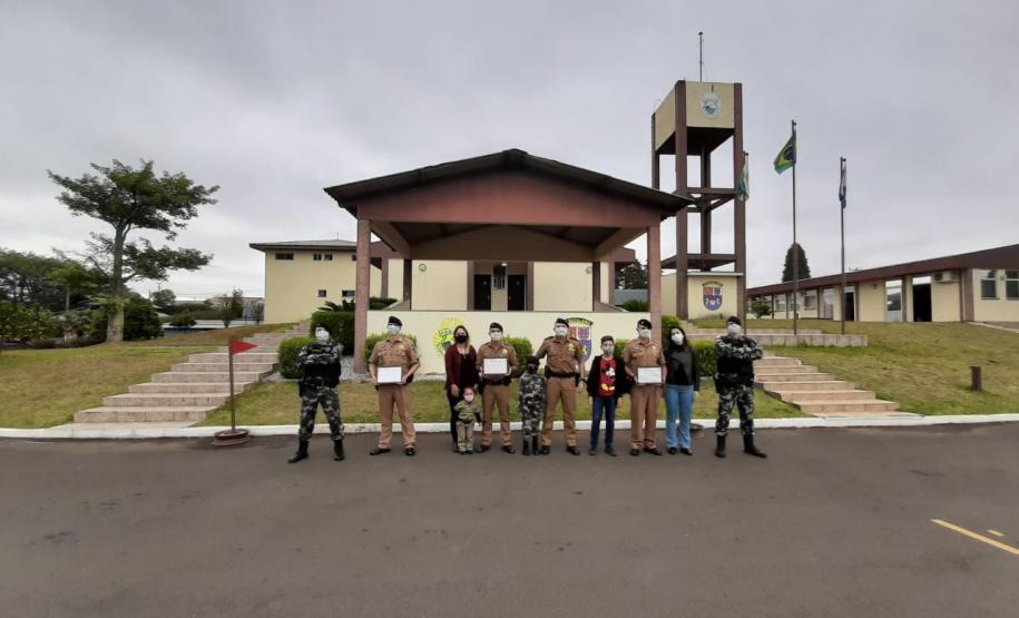 Policiais promovidos são homenageados por familiares e colegas de farda no Centro-Sul do estado