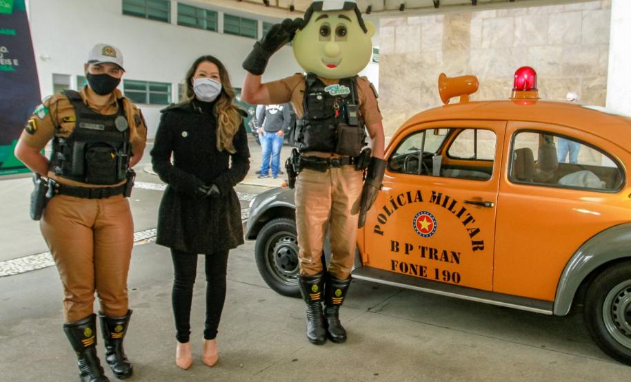 Polícia Militar e Corpo de Bombeiros participam da campanha Cesta Solidária do Governo do estado