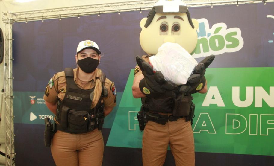 Polícia Militar e Corpo de Bombeiros participam da campanha Cesta Solidária do Governo do estado