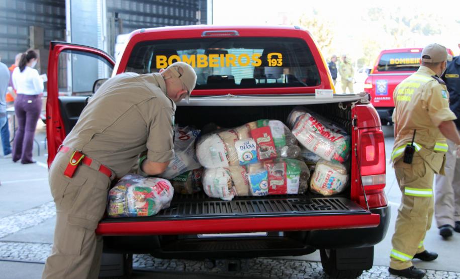 Polícia Militar e Corpo de Bombeiros participam da campanha Cesta Solidária do Governo do estado