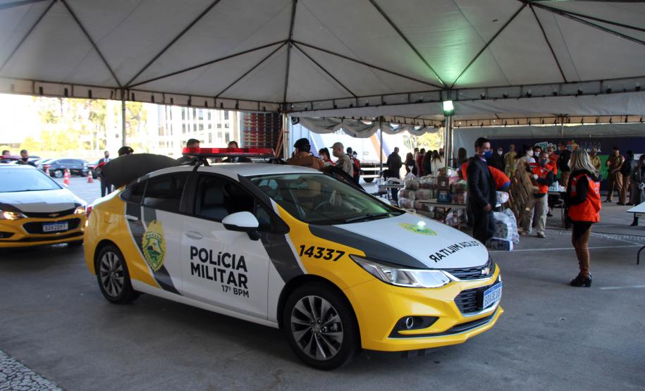 Polícia Militar e Corpo de Bombeiros participam da campanha Cesta Solidária do Governo do estado