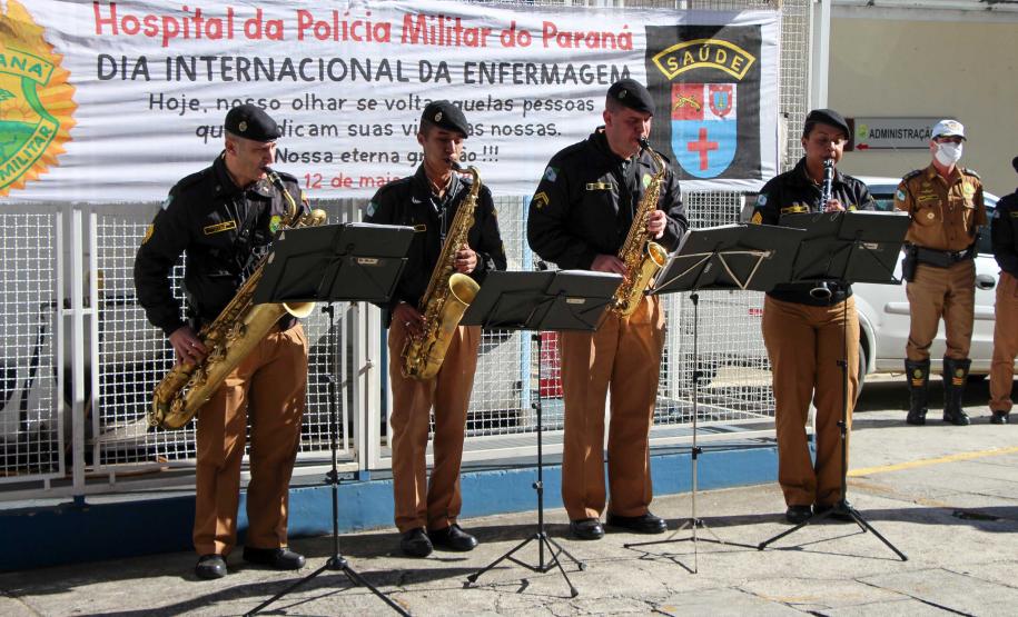 BPTran e Banda de Música fazem homenagem aos profissionais do HPM pela campanha Maio Amarelo