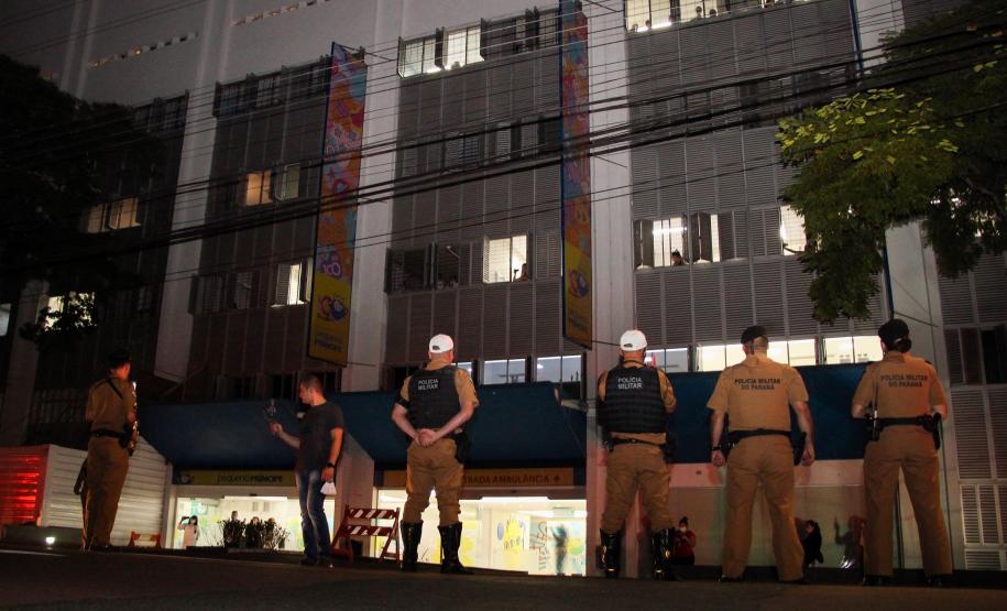 Banda da PM se apresenta em Fazendinha e Água Verde
