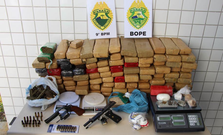 Polícia Militar cumpre 12 mandados judiciais contra o tráfico de drogas no Litoral