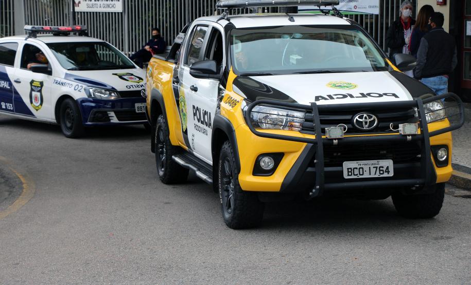 Órgãos envolvidos com o Maio Amarelo homenageiam profissionais da saúde de 12 hospitais de Curitiba