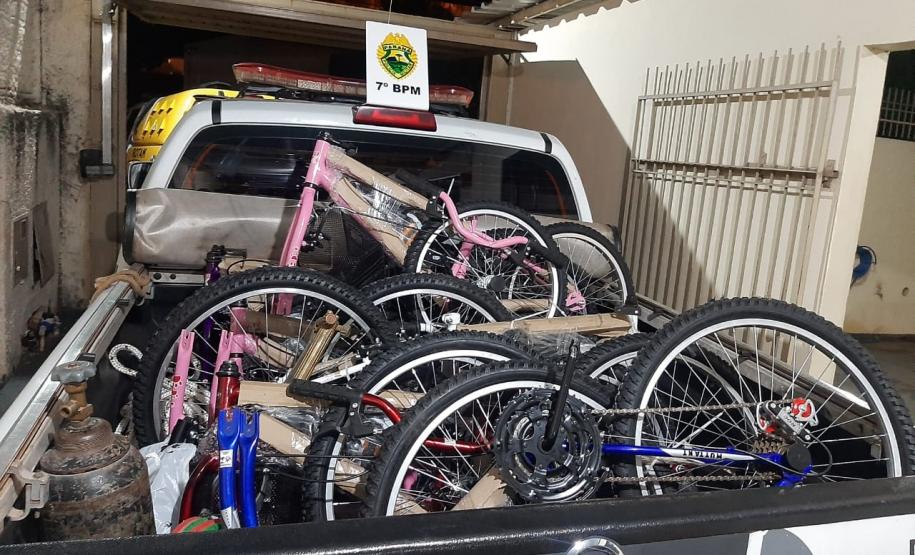 No Noroeste do estado, PM prende homem, apreende duas armas de fogo e recupera diversos produtos roubados