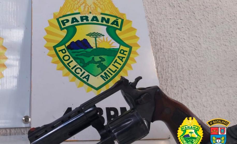 Em ações separadas, 4º Batalhão apreende drogas e arma de fogo em Maringá, no Noroeste do estado