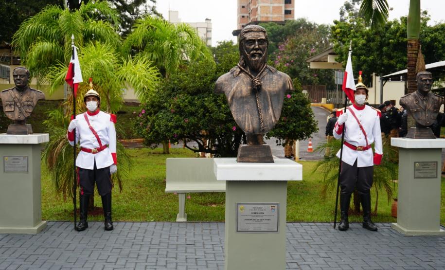 Batalhão de Cascavel, no Oeste do estado, inaugura o primeiro Memorial dos Patronos do Paraná