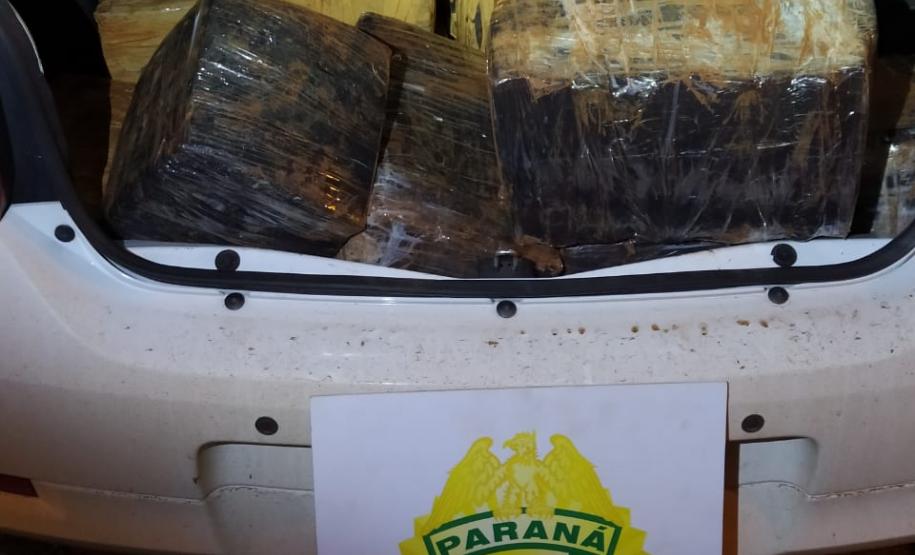 Taxi com 260 quilos de maconha é interceptado pelo BPRv no Norte do PR
