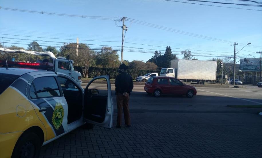 Durante operação contra o tráfico de drogas, 23º Batalhão apreende mais de quatro quilos de entorpecentes em Curitiba, capital do Paraná