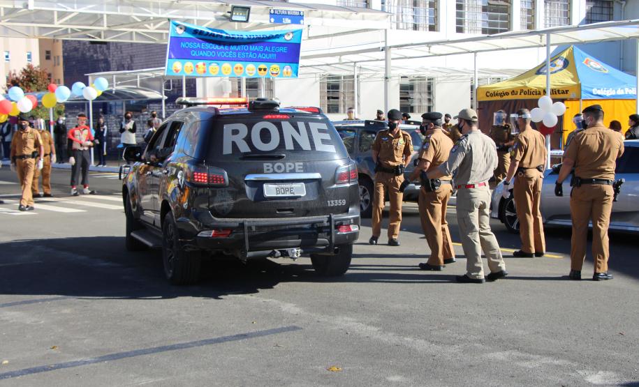 Colégio da PM arrecada 1,5 tonelada de alimentos em Drive Thru Solidário na Capital do estado